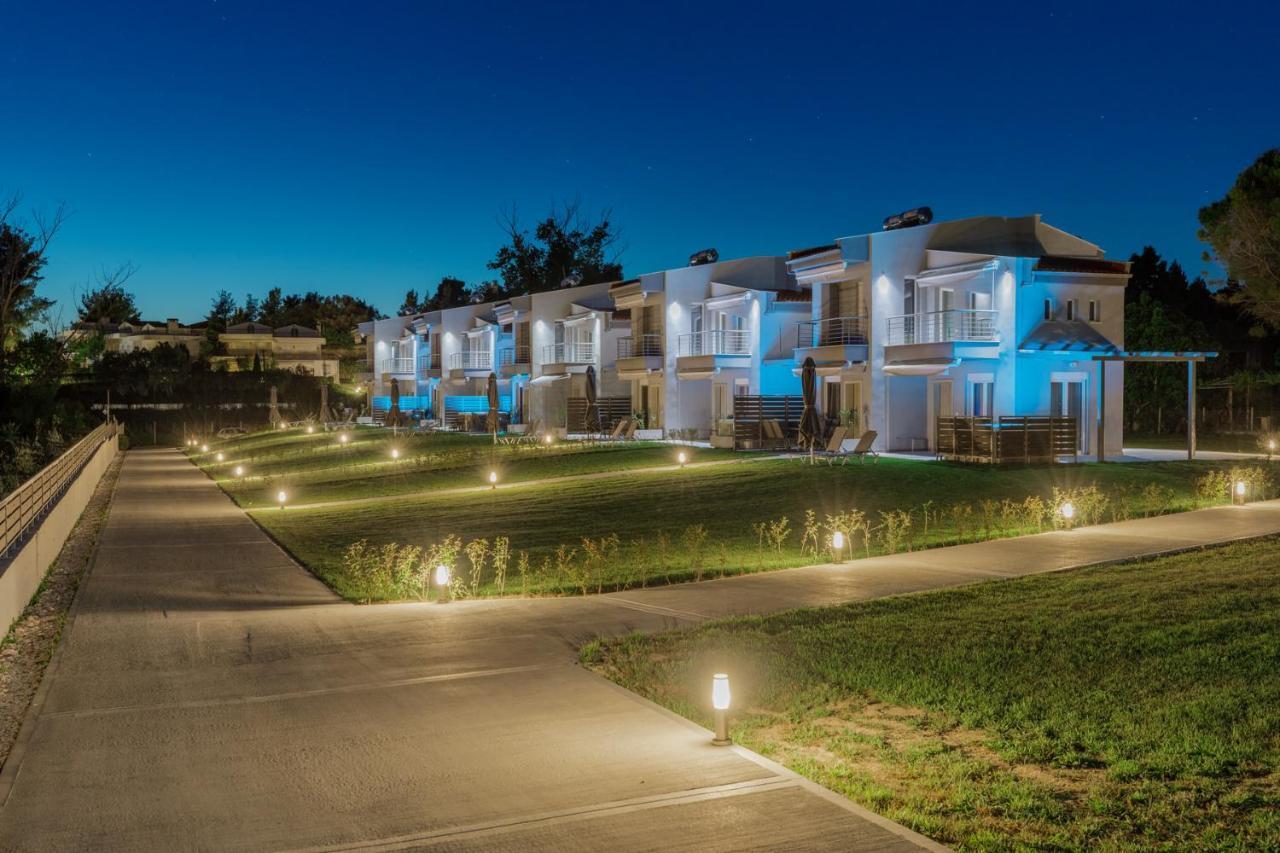 V Luxury Apartments Posidi Dış mekan fotoğraf