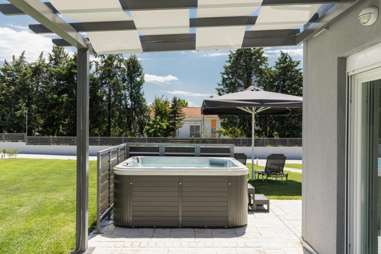 V Luxury Apartments Posidi Dış mekan fotoğraf