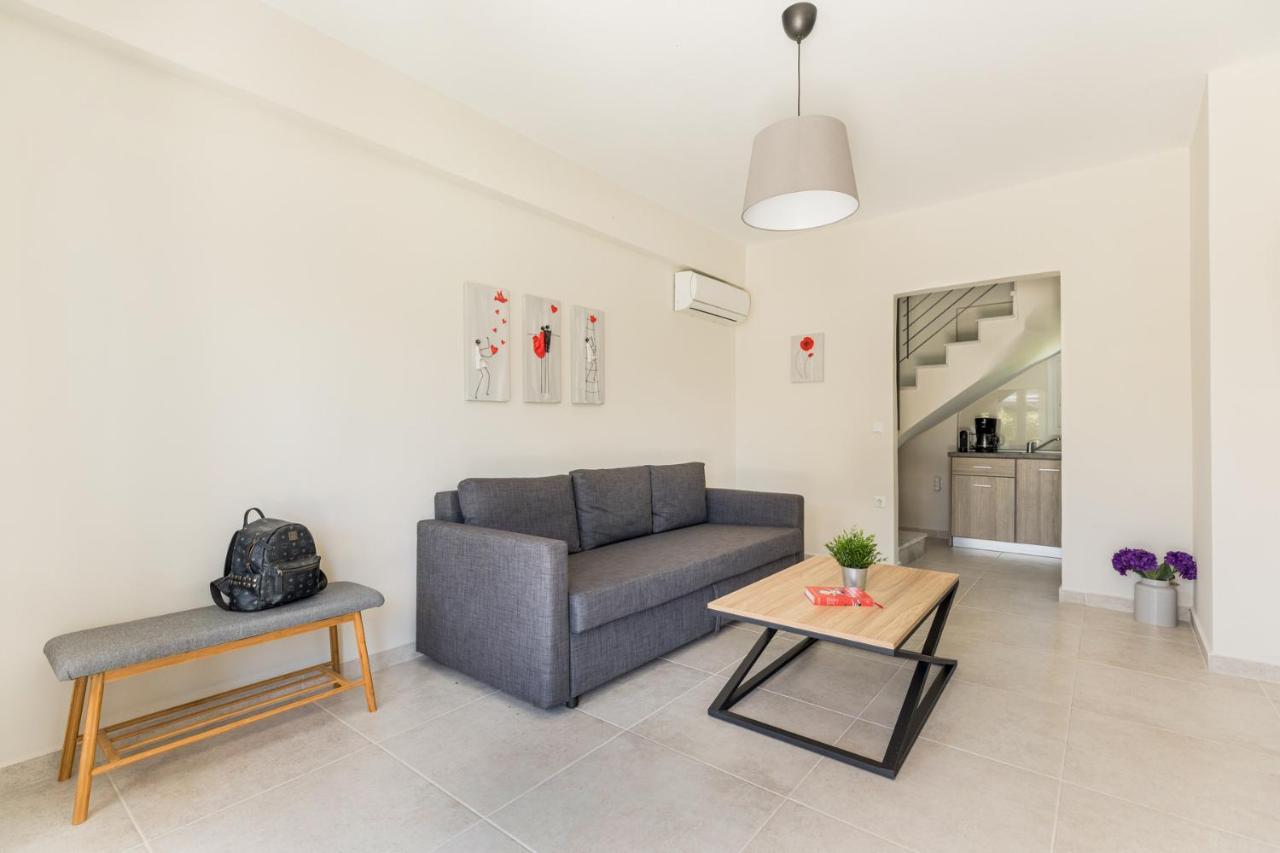 V Luxury Apartments Posidi Dış mekan fotoğraf
