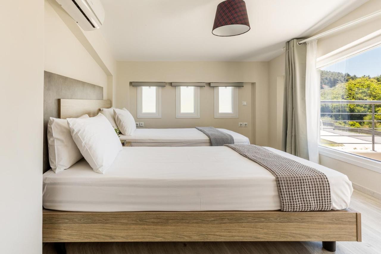V Luxury Apartments Posidi Dış mekan fotoğraf