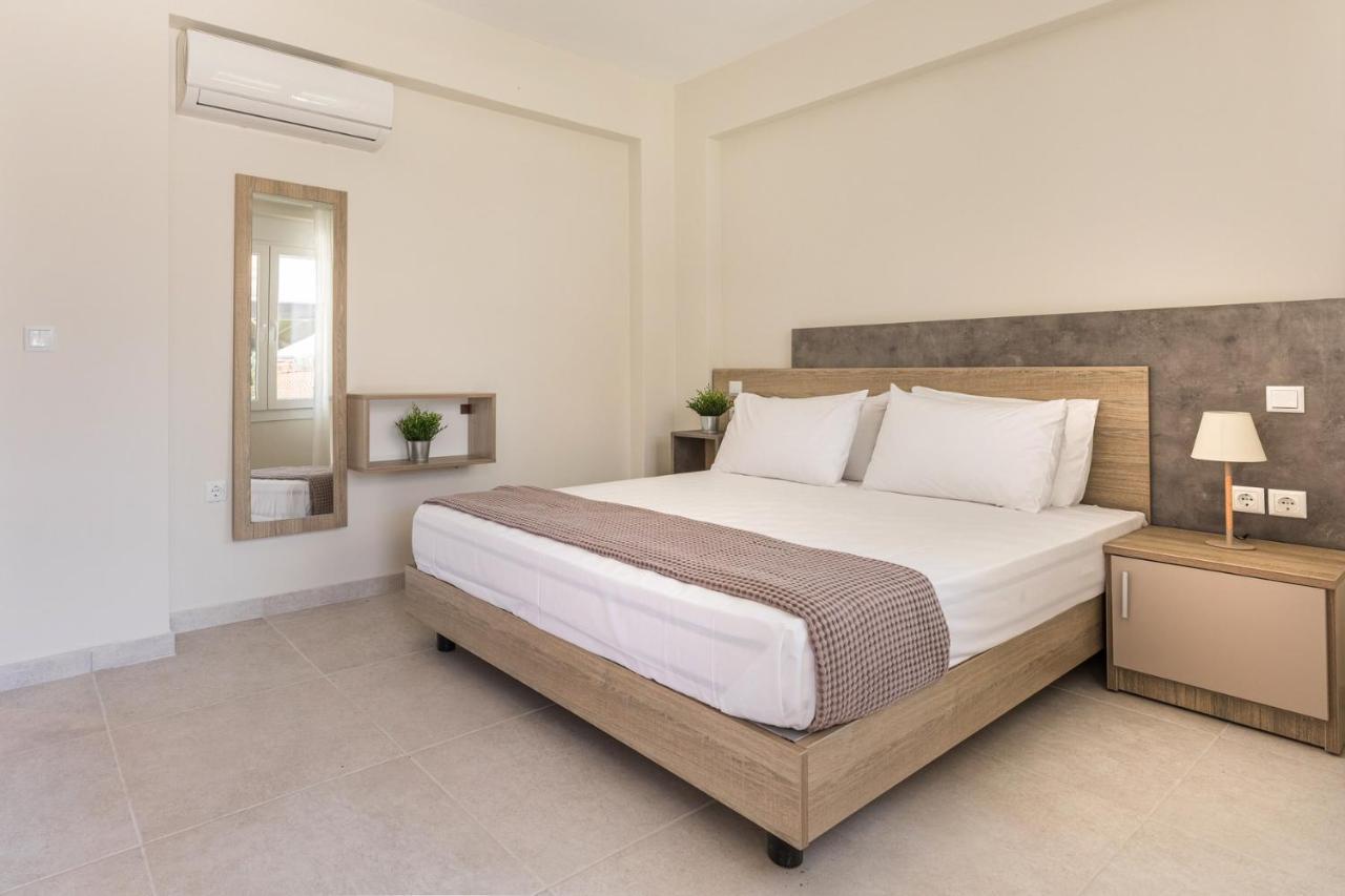 V Luxury Apartments Posidi Dış mekan fotoğraf