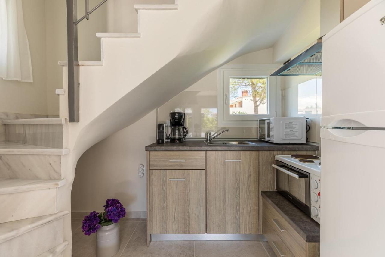 V Luxury Apartments Posidi Dış mekan fotoğraf